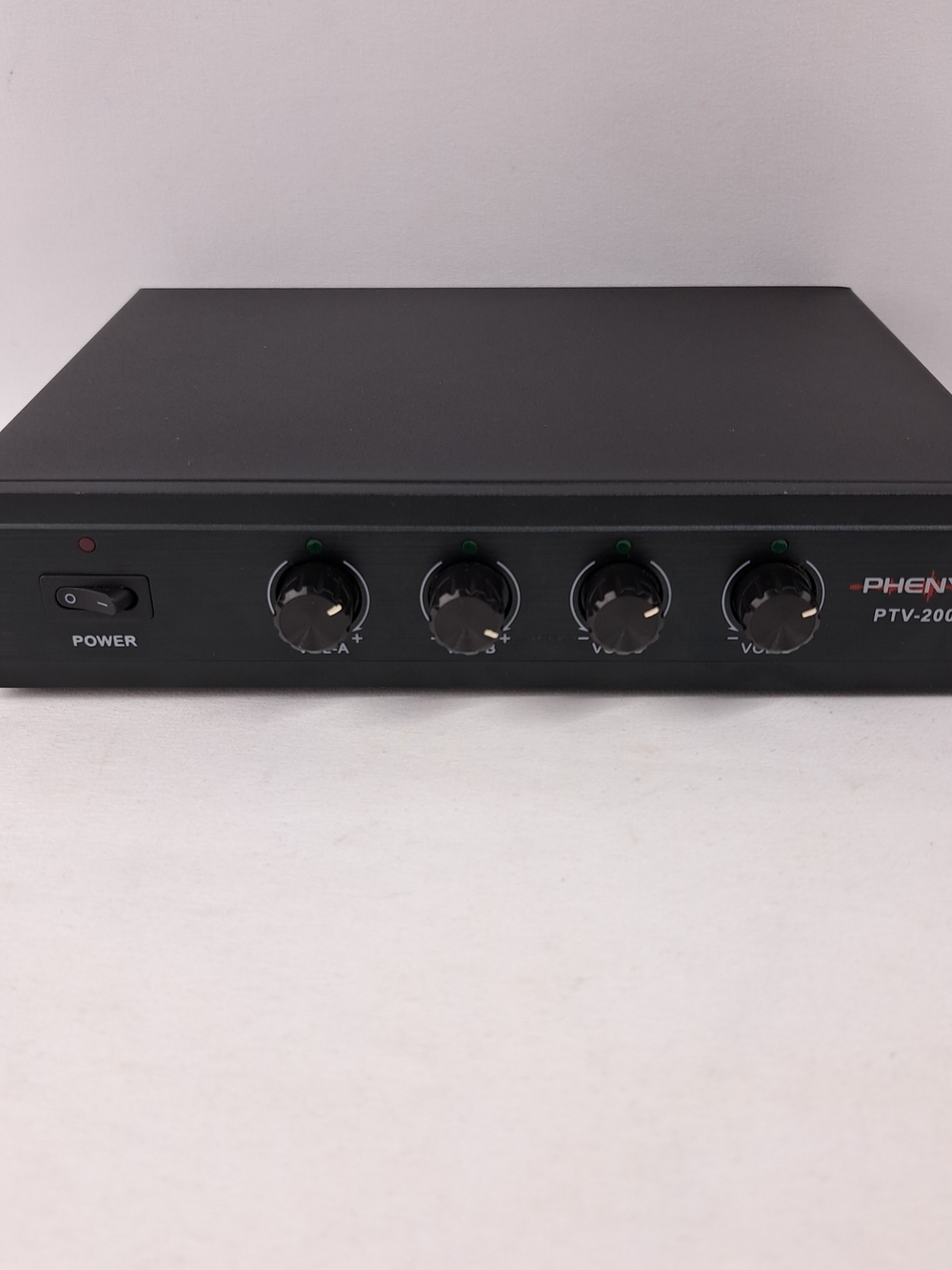 Phenix PTV-200 Black Portable Audio Mixer